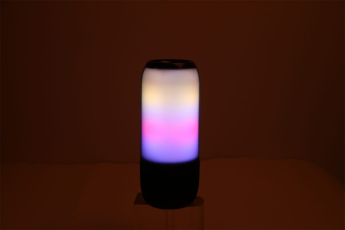 Aisivo Portable Wireless Speaker with 6-Color Lights, TWS & FM - detail view 3