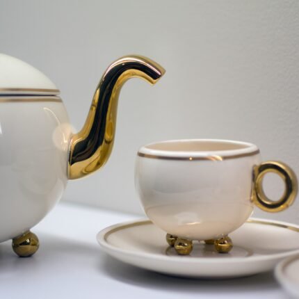 Handmade porcelain tea set - artisan crafts
